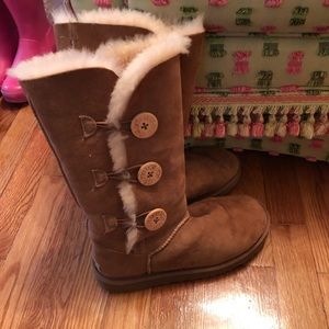 Tall Bailey Button Uggs